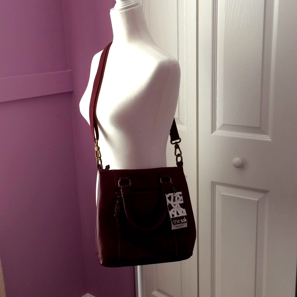 NWT The Sak sequoia crossbody leather bag